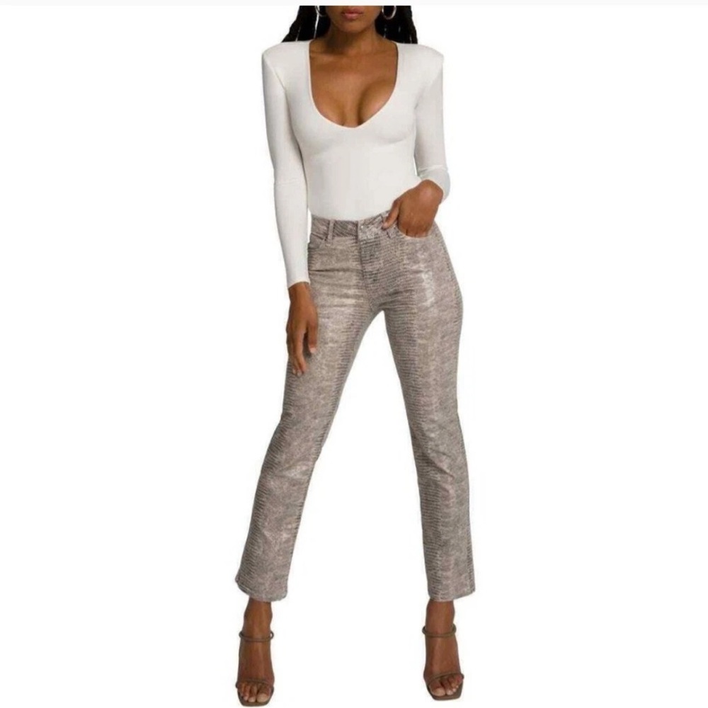 Good American Cropped Straight Snake Jeans size 8/29